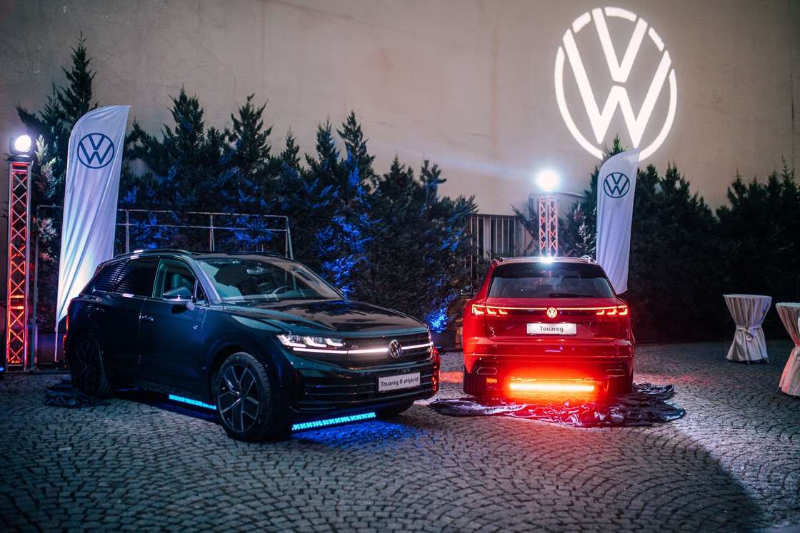 Бляскав коктейл и ексклузивна локация - Volkswagen представи новия Touareg