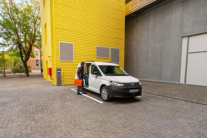 Caddy%20eHybrid%20